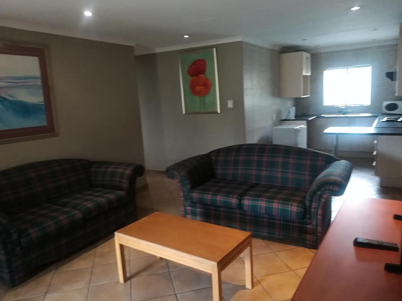 Airport Lodge Guest House Kempton Park Exterior foto